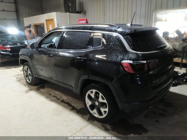 Jeep Compass Limited 4x4 2018 3C4NJDCB3JT131922 Image 3