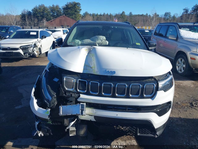 3C4NJDCB9NT122339 Jeep Compass Limited 4x4