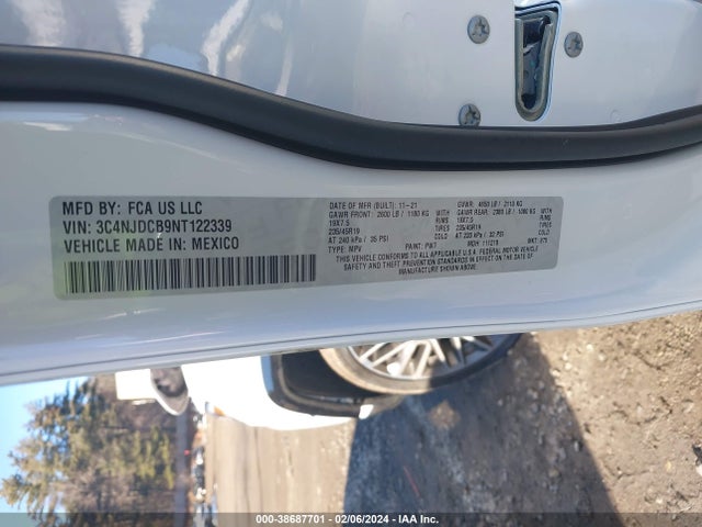 3C4NJDCB9NT122339 Jeep Compass Limited 4x4
