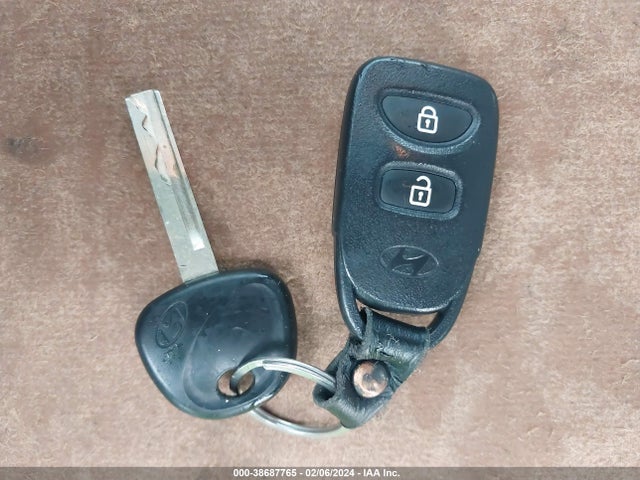 Hyundai Accent Sport 2015 KMHCU5AE6FU217509 Image 11