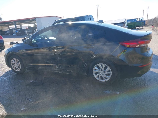 Hyundai ELANTRA SE 2017 5NPD74LF2HH129229 Image 14