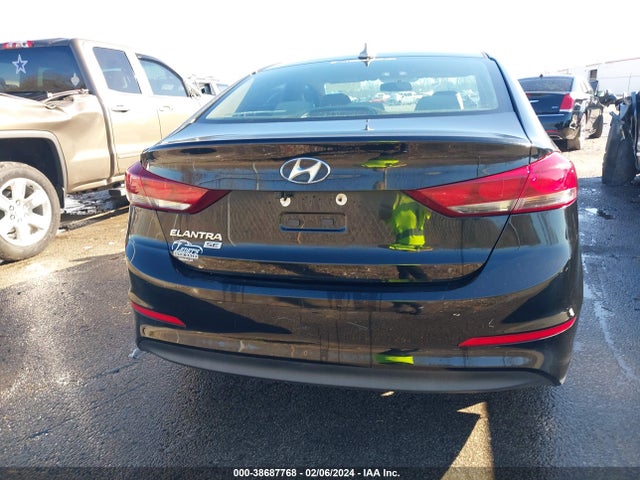 Hyundai ELANTRA SE 2017 5NPD74LF2HH129229 Image 16