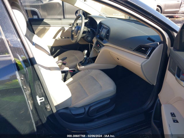 Hyundai ELANTRA SE 2017 5NPD74LF2HH129229 Image 5
