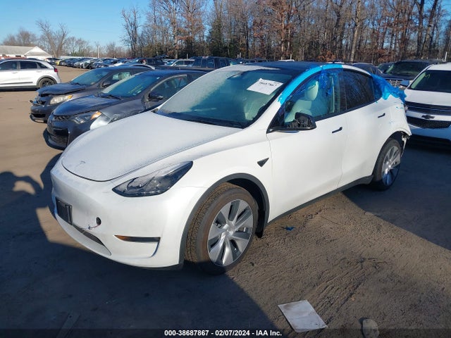 2023 TESLA MODEL Y 7SAYGDEE2PF626383 Photo 1