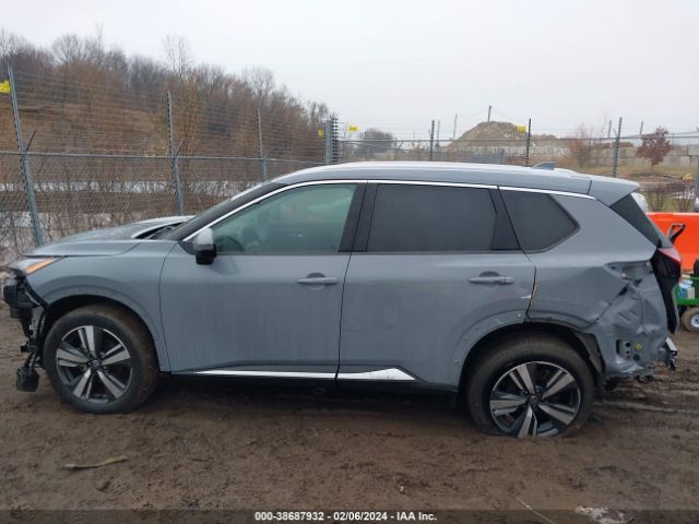 5N1AT3CB0MC692299 Nissan Rogue Sl Intelligent Awd