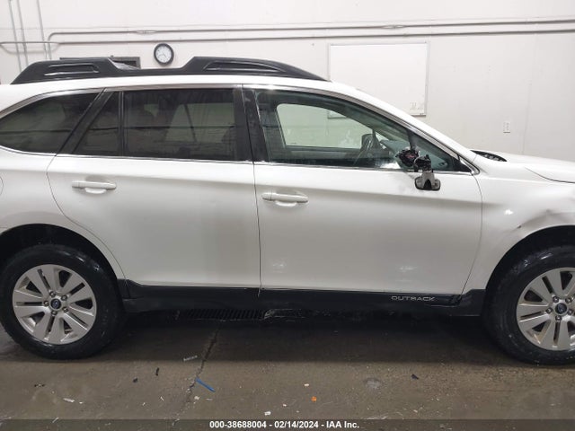 Subaru Outback 2.5i Premium 2017 4S4BSACC6H3334909 Image 13
