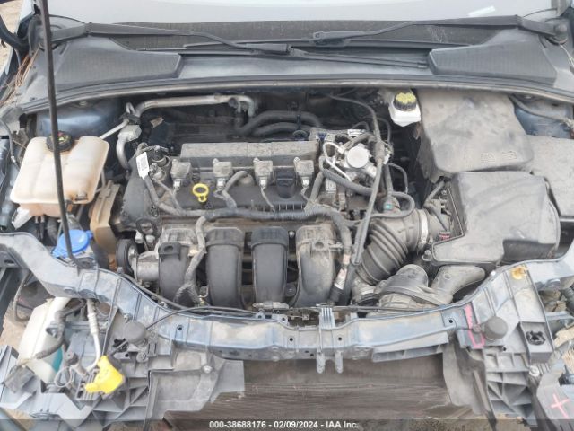 1FADP3M23JL201343 Ford FOCUS SEL