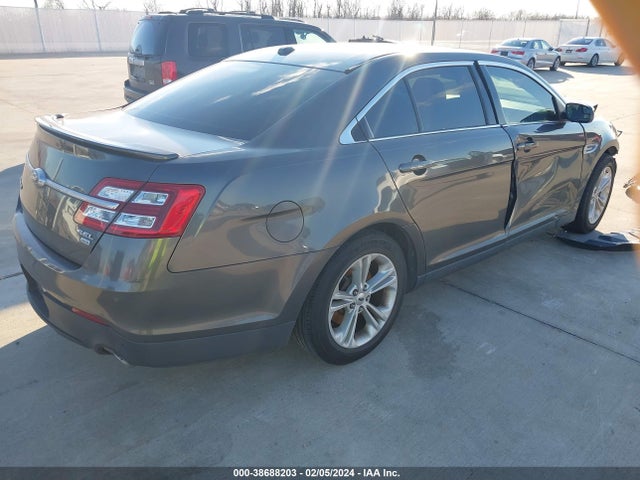Ford TAURUS SEL 2018 1FAHP2H88JG118459 Image 4