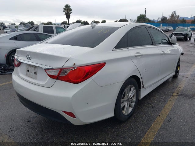 2014 HYUNDAI SONATA GLS VIN: 5NPEB4AC7EH924638