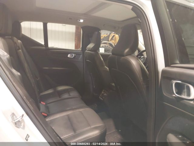 2021 VOLVO XC40 YV4162UK1M2598634 Photo 7