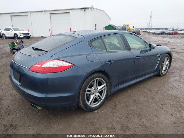 2011 PORSCHE PANAMERA WP0AA2A77BL012818 Photo 3
