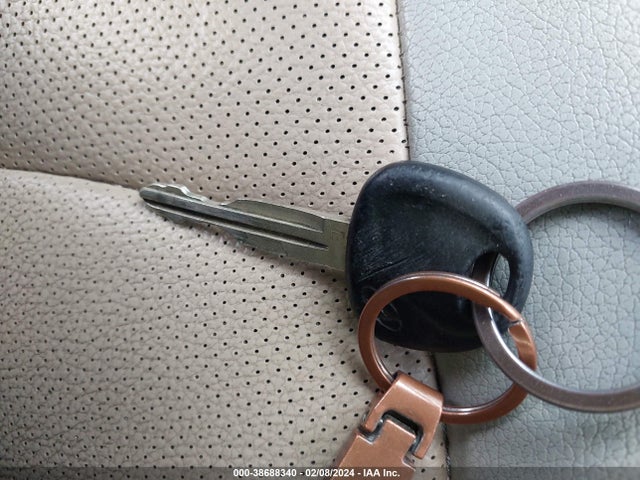 2005 HYUNDAI SANTA FE GLS/LX VIN: KM8SC73E35U904064
