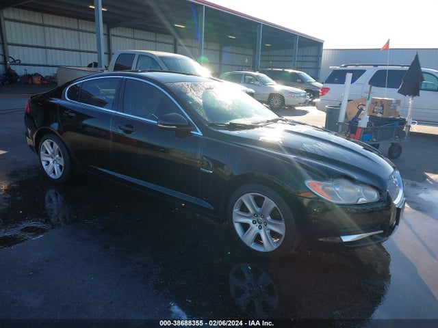 2010 JAGUAR XF SAJWA0FA8AHR61537 Photo 0