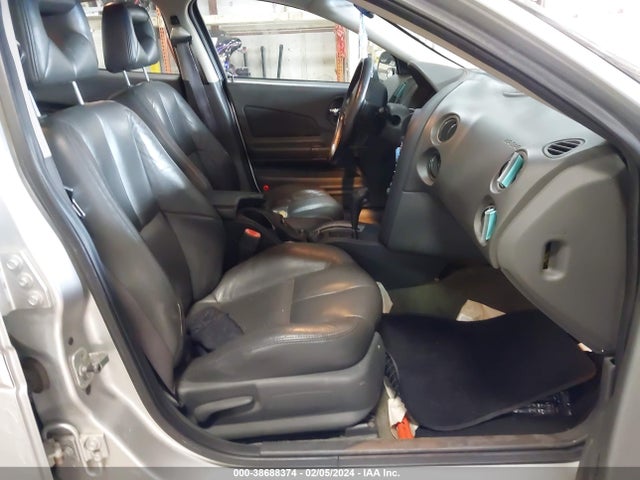 2004 PONTIAC GRAND PRIX GT2 VIN: 2G2WS522241372809
