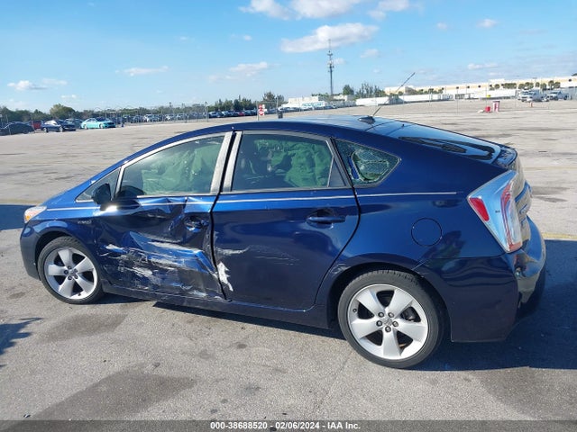 Toyota PRIUS 2015 JTDKN3DU4F1988198 Image 14