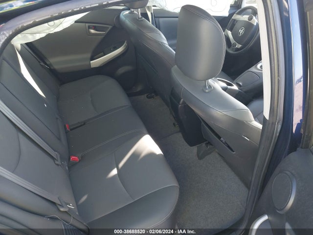 Toyota PRIUS 2015 JTDKN3DU4F1988198 Image 8