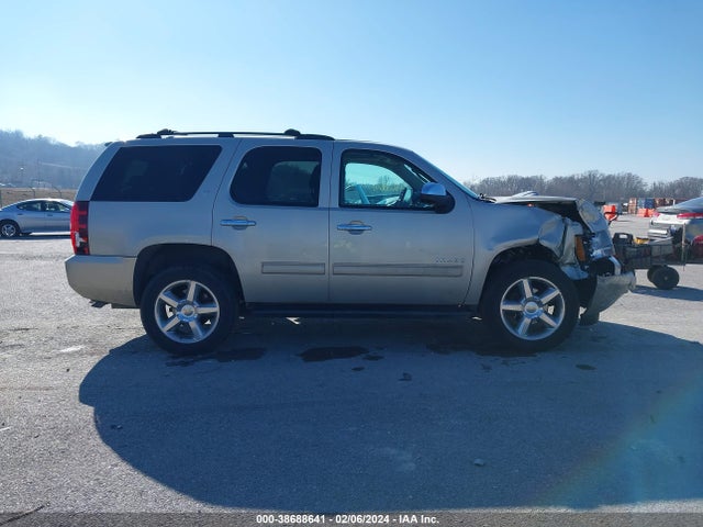 Chevrolet Tahoe Lt 2014 1GNSKBE08ER162556 Image 13