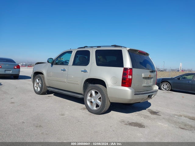Chevrolet Tahoe Lt 2014 1GNSKBE08ER162556 Image 3
