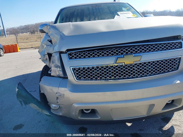 Chevrolet Tahoe Lt 2014 1GNSKBE08ER162556 Image 6