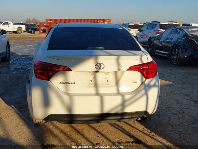 Toyota COROLLA SE 2017 5YFBURHE1HP729286 Image 16