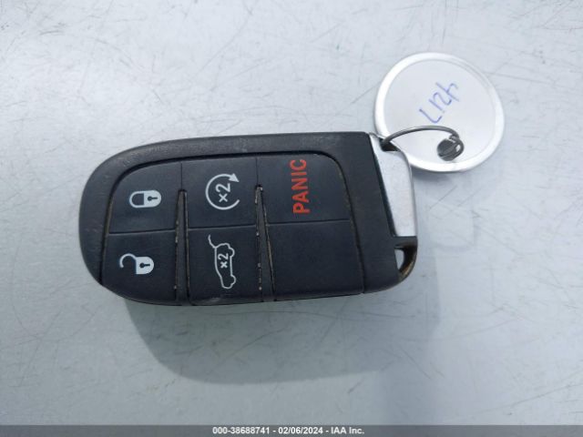 3C4NJCBB2JT139845 Jeep Compass Latitude Fwd