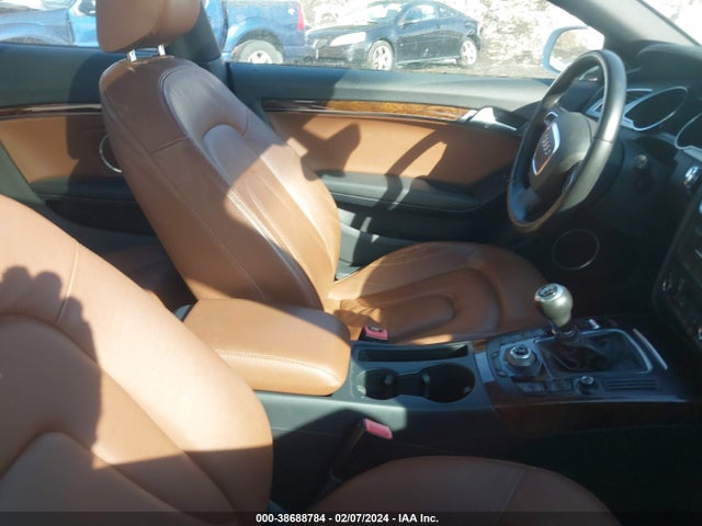2010 AUDI A5 2.0T PREMIUM VIN: WAURFAFR7AA079063