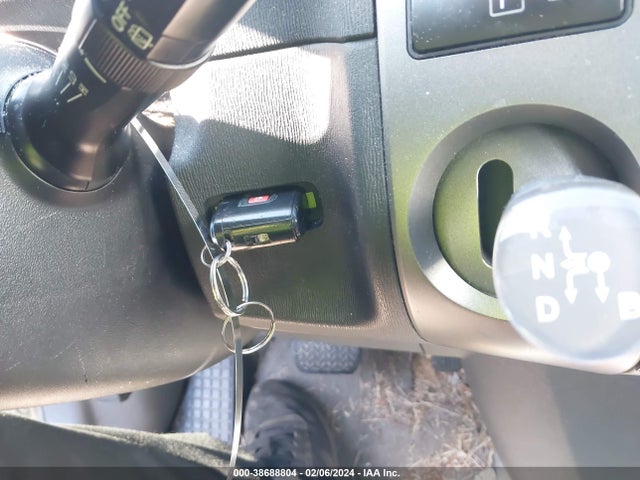 2007 TOYOTA PRIUS VIN: JTDKB20UX77089644