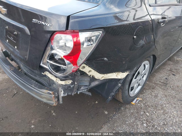 Chevrolet Sonic Ls Auto 2014 1G1JA5SH8E4206662 Image 17