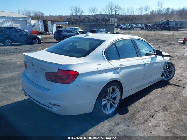 BMW 330i Xdrive 2017 WBA8D9C58HK677958 Image 4