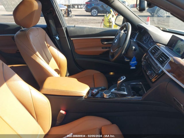 BMW 330i Xdrive 2017 WBA8D9C58HK677958 Image 5