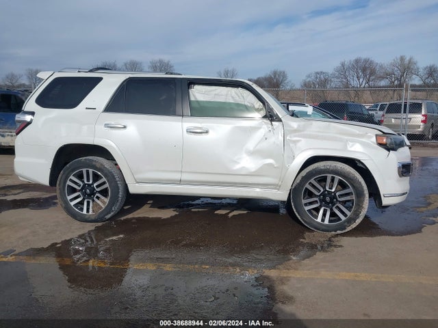 Toyota 4runner Limited 2014 JTEBU5JR9E5169138 Image 13