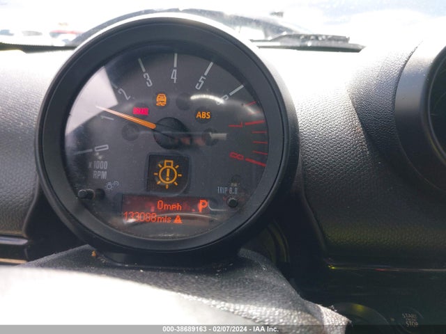 2015 MINI PACEMAN WMWSS1C53FWN95171 Photo 6