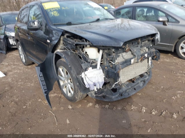 4A4AR3AW3FE058428 Mitsubishi Outlander Sport Es