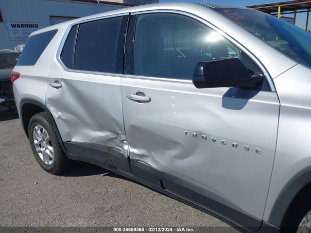 Chevrolet Traverse Ls 2019 1GNERFKW7KJ116039 Image 17