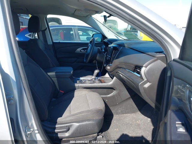 Chevrolet Traverse Ls 2019 1GNERFKW7KJ116039 Image 5