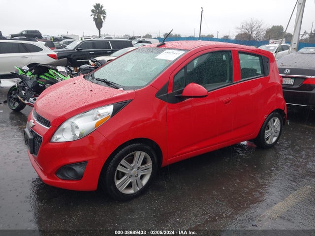 Chevrolet Spark 1lt Auto 2014 KL8CD6S95EC561020 Image 2