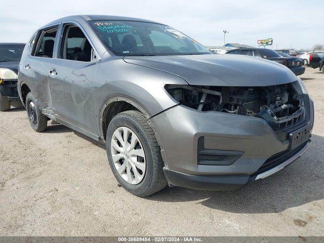 Nissan ROGUE S 2017 KNMAT2MT6HP604795 Image 1
