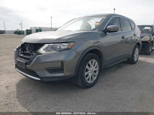 Nissan ROGUE S 2017 KNMAT2MT6HP604795 Image 2