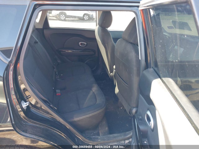 KIA SOUL + 2016 KNDJP3A5XG7344089 Image 8
