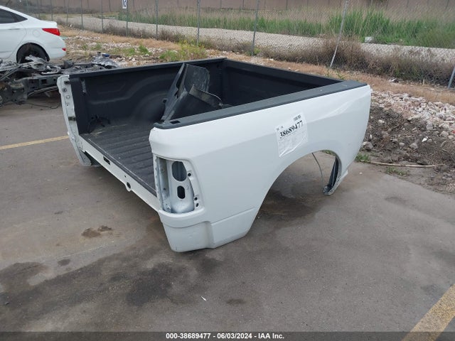 3C6RR7LT5HG582719 RAM 1500 Big Horn  4x4 5'7 Box