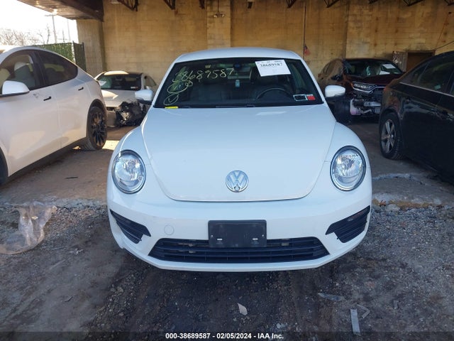 3VWFD7AT7JM706281 Volkswagen Beetle 2.0t Coast/2.0t S