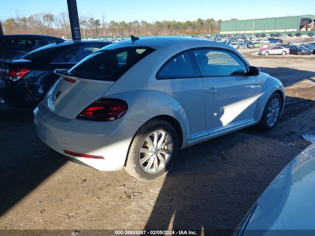3VWFD7AT7JM706281 Volkswagen Beetle 2.0t Coast/2.0t S