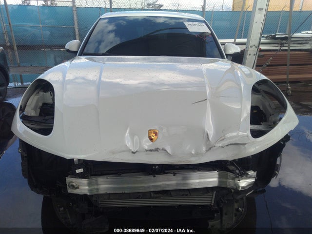 Porsche Macan 2021 WP1AA2A54MLB11631 Image 13