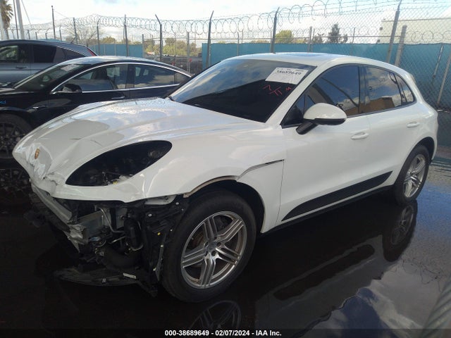 2021 PORSCHE MACAN WP1AA2A54MLB11631 Photo 1