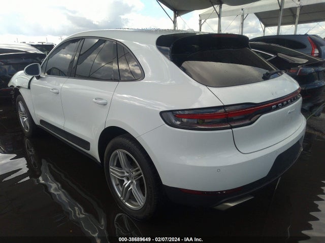 2021 PORSCHE MACAN WP1AA2A54MLB11631 Photo 2