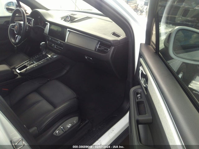 2021 PORSCHE MACAN WP1AA2A54MLB11631 Photo 4