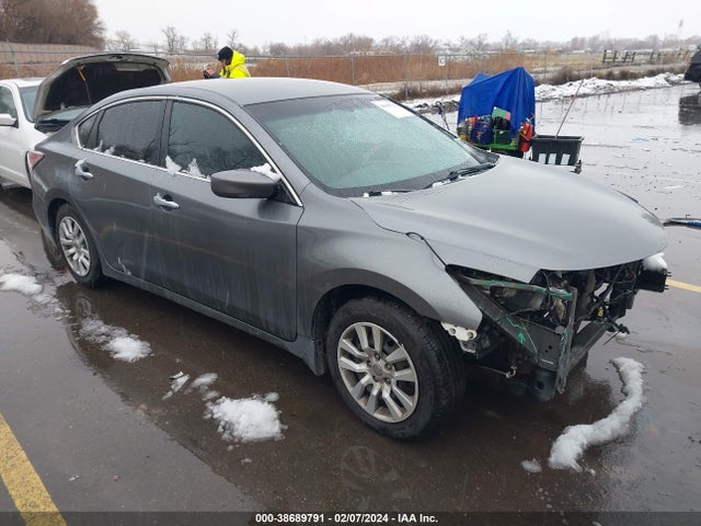 Nissan Altima 2.5 S 2015 1N4AL3AP9FC151862 головне зображення