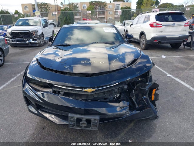 Chevrolet Camaro 2lt 2018 1G1FD1RX7J0108100 Image 12