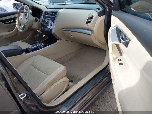 Nissan Altima 2.5 S 2014 1N4AL3AP9EN368685 Image 5