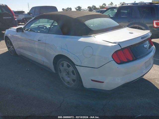 Ford Mustang Ecoboost Premium 2015 1FATP8UH4F5426671 Image 3